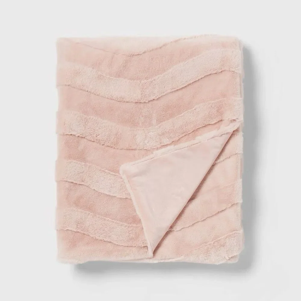 Pillowfort Pink Wave Kids Plush Throw Blanket New Without Tags